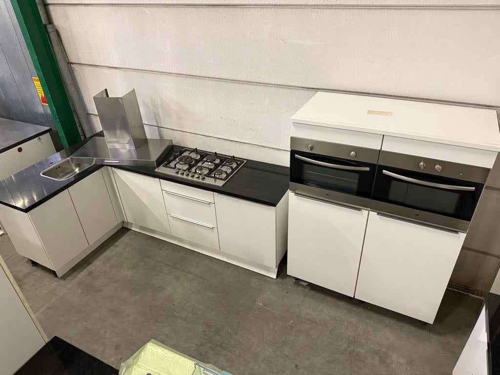 Complete Hoekkeuken Hoogglans Wit + Apparatuur GEDEMONTEERD, Ophalen of Verzenden, Wit, Graniet of Steen, Hoekkeuken