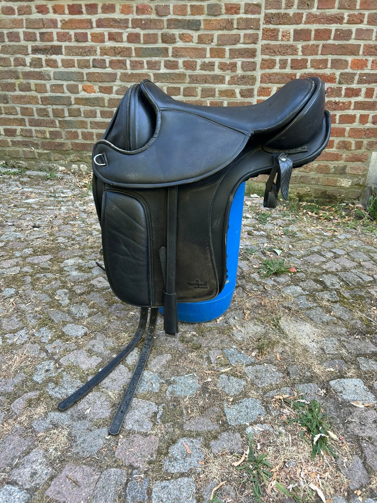 2 Barefoot zadels maat 2: Cherokee en London, Polyvalence, Enlèvement, Utilisé, Housse de selle incluse