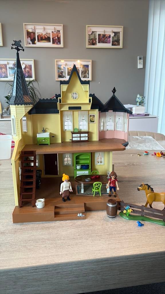 Playmobil Spirit lucky’s huis, Kinderen en Baby's, Ophalen, Zo goed als nieuw
