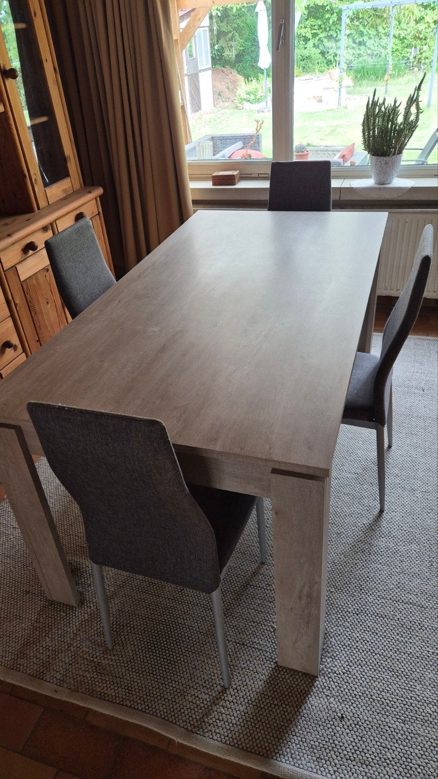 Tafel eetkamer, Ophalen, Zo goed als nieuw, 4 tot 6 stoelen