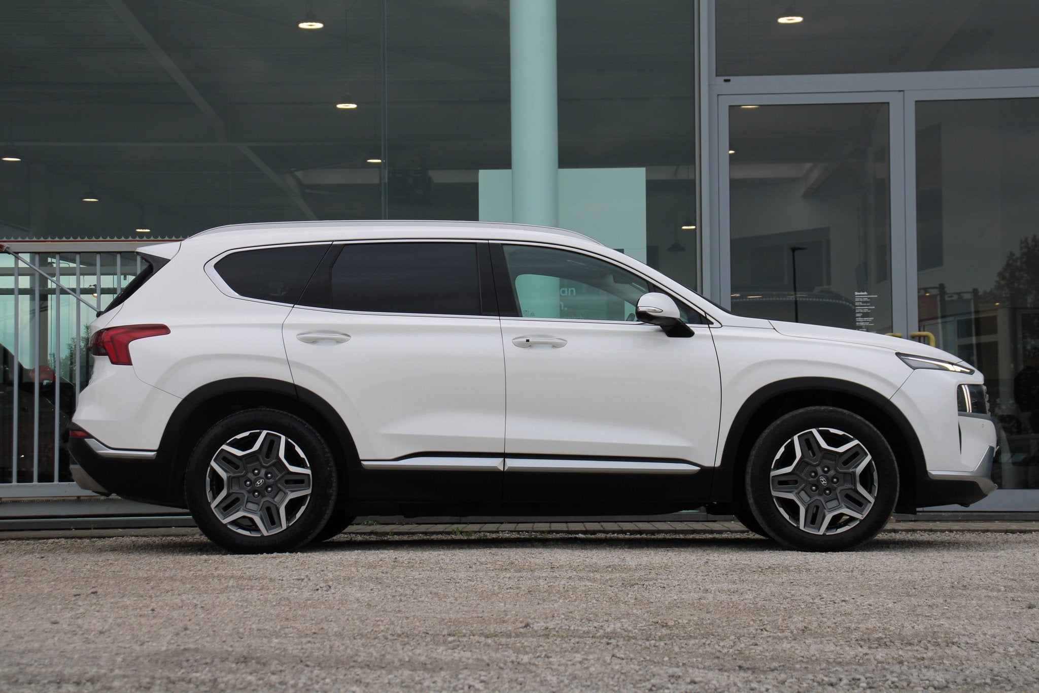 Hyundai Santa Fe Hybrid Shine Sensation 4WD 230PK *FULL OPTI, Autos, Cuir, Euro 6, Entreprise, 169 kW