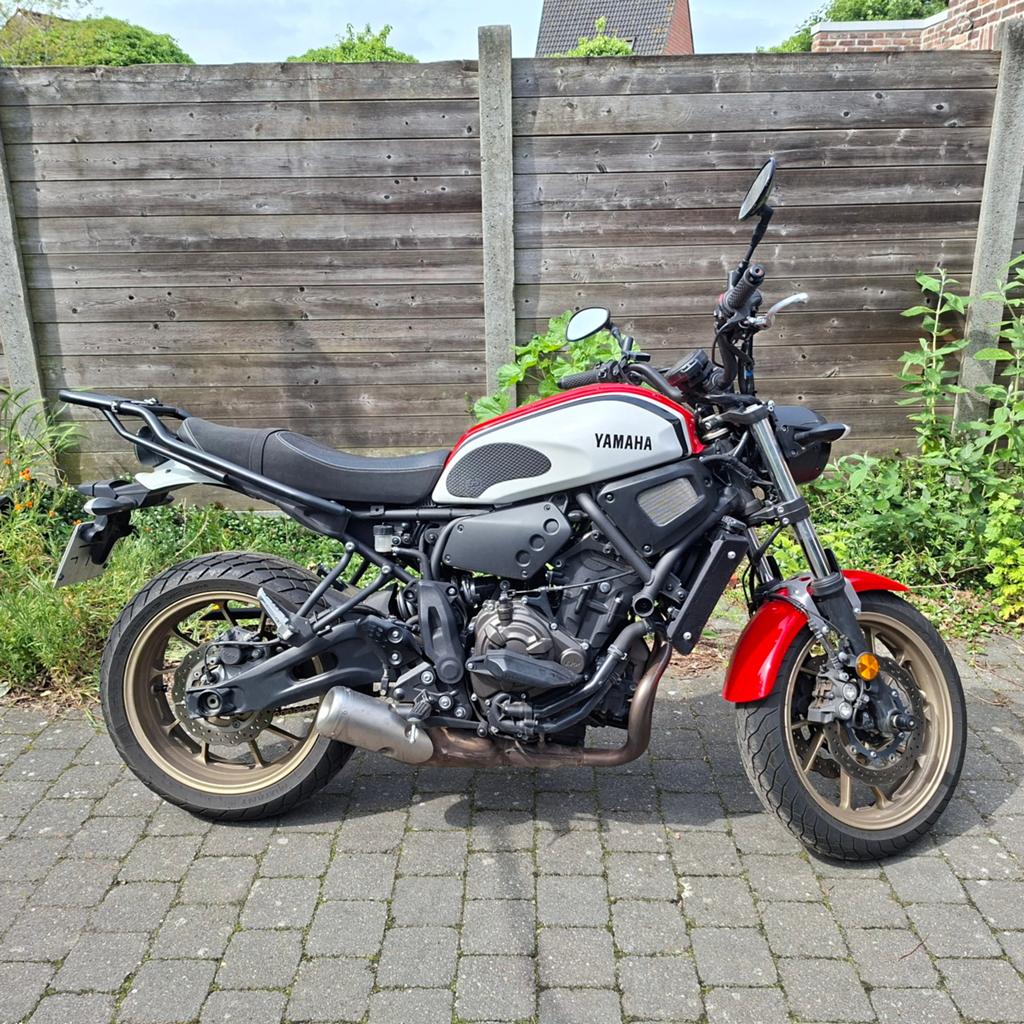 Yamaha XSR700 (bj 2020), Motoren, Motoren | Yamaha, 2 cilinders, Motorrijbewijs A, Gebruikt, Particulier
