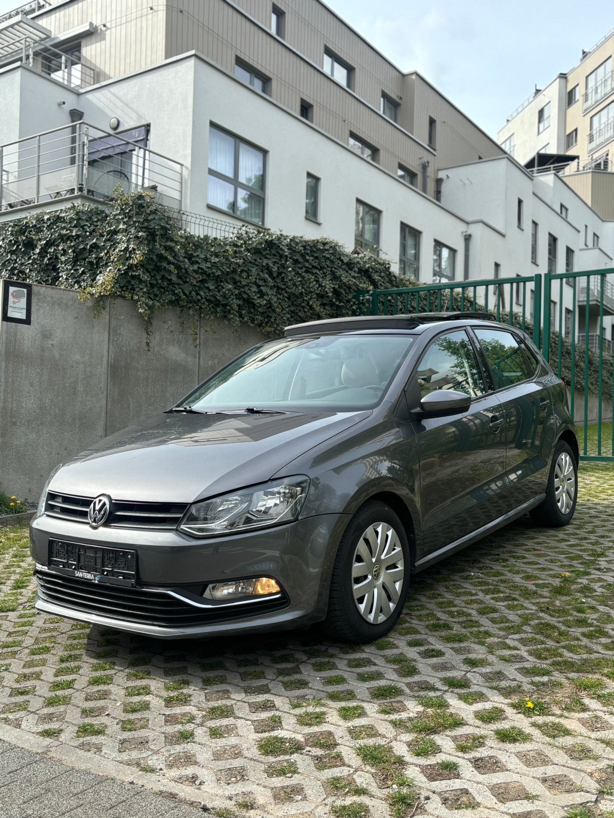 Volkswagen polo 6r, Divers, Voitures sans permis & Scooters pour invalides, Enlèvement ou Envoi, Neuf