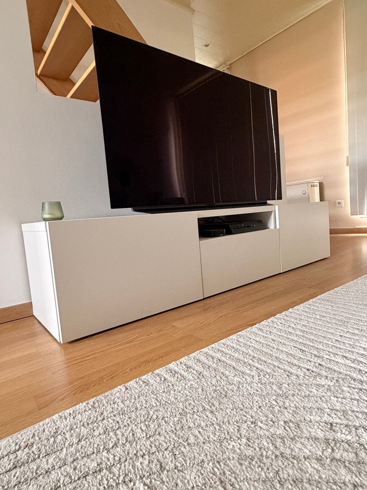Ikea BESTA tv-meubel - Zachtsluitende lades, Huis en Inrichting, Ophalen, 150 tot 200 cm, Scandinavisch, Zo goed als nieuw