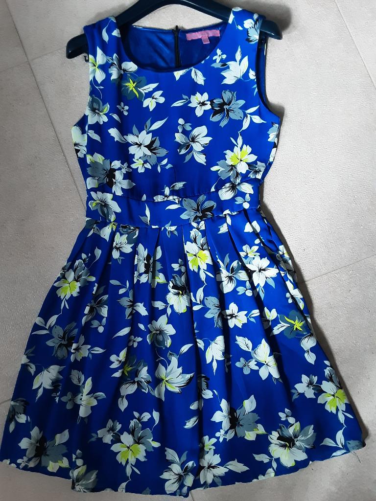 Fleurig jurkje maat S / M, Kleding | Dames, Jurken, Ophalen, Zo goed als nieuw, Maat 38/40 (M), Boven de knie