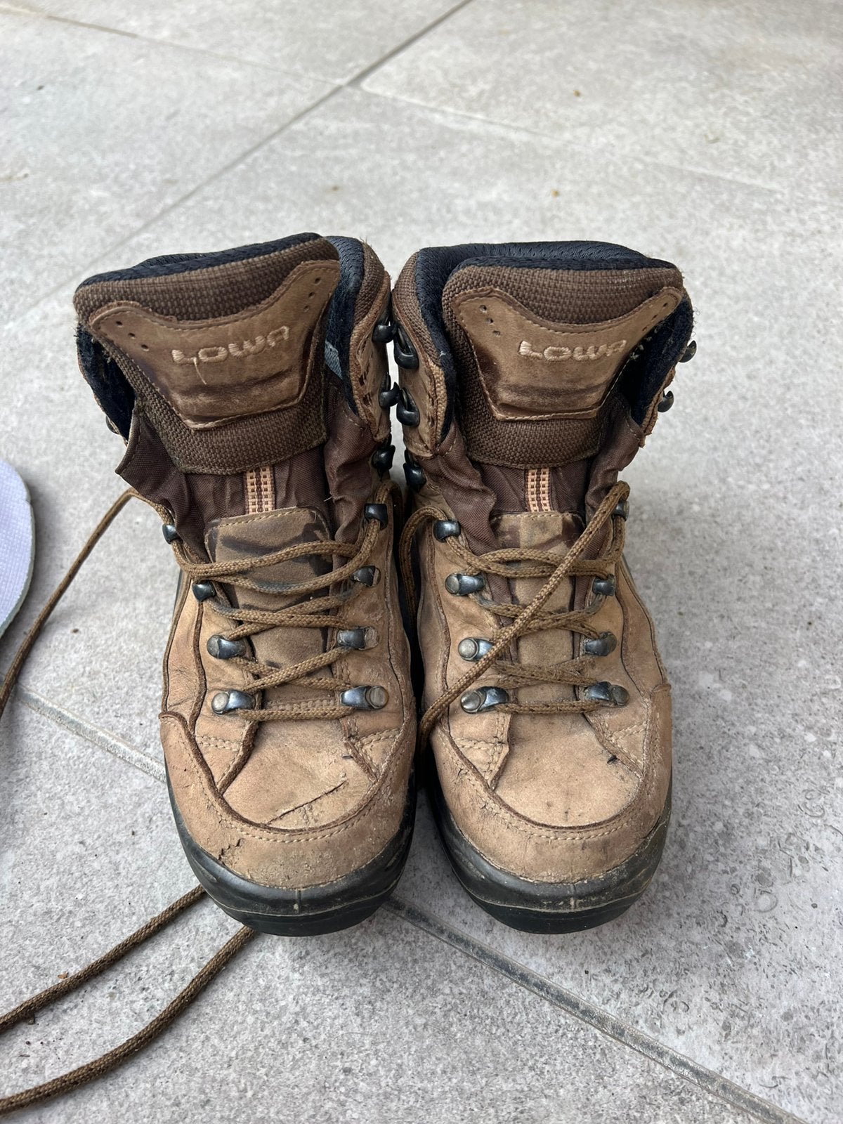 Lowa wandelschoenen maat 38, Sport en Fitness, Ophalen, Gebruikt, Schoenen