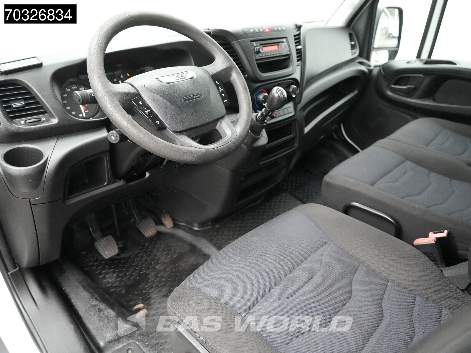 Iveco Daily 35C14 Laadklep Bakwagen Airco Cruise Euro6 Meube, Auto's, 2965 kg, Stof, Gebruikt, Euro 6