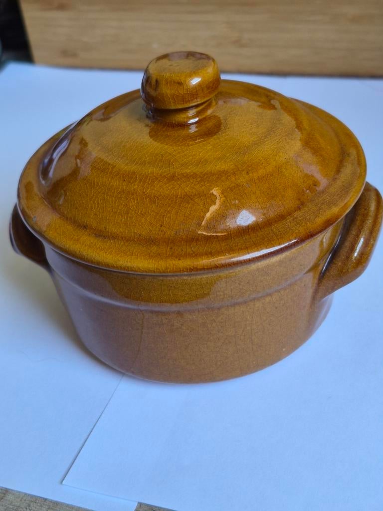 Mini cocotte individuelle en grès vernissé jaune ocre, Enlèvement ou Envoi