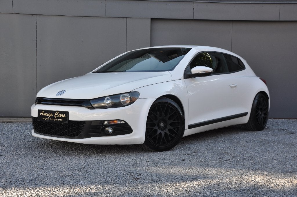 RÉGULATEUR DE VITESSE VOLKSWAGEN SCIROCCO 1.4 TSI-NAVI - PDC, 90 kW, Achat, Entreprise, Noir