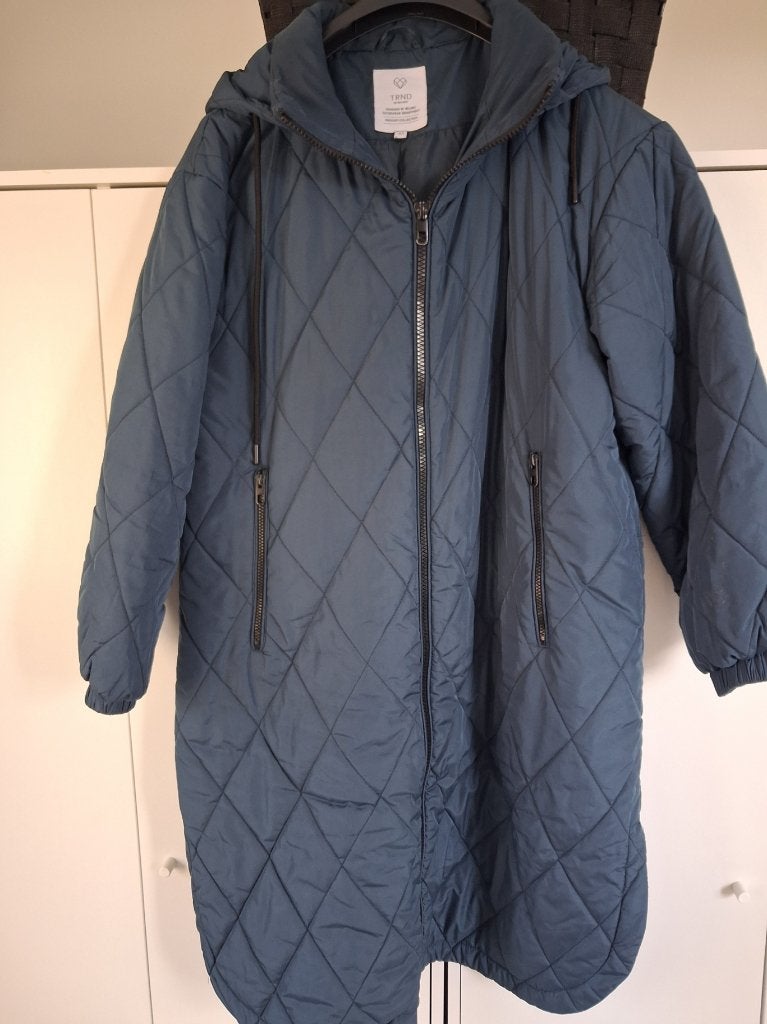 jas, Bel & Bo, Taille 52/54 (L), Enlèvement, Porté