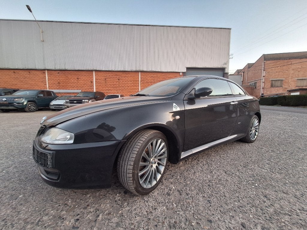 Alfa GT 2.0l JTS, Autos, Alfa Romeo, Cuir, Boîte manuelle, Climatisation automatique, 5 places