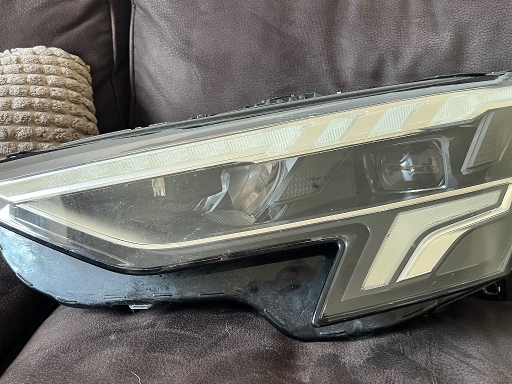 Phare avant droit Audi a3 2023, Enlèvement, Audi