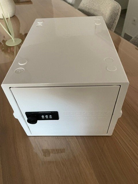 medicijnbox met instelbaar cijferslot, Diversen, Ophalen of Verzenden, Zo goed als nieuw