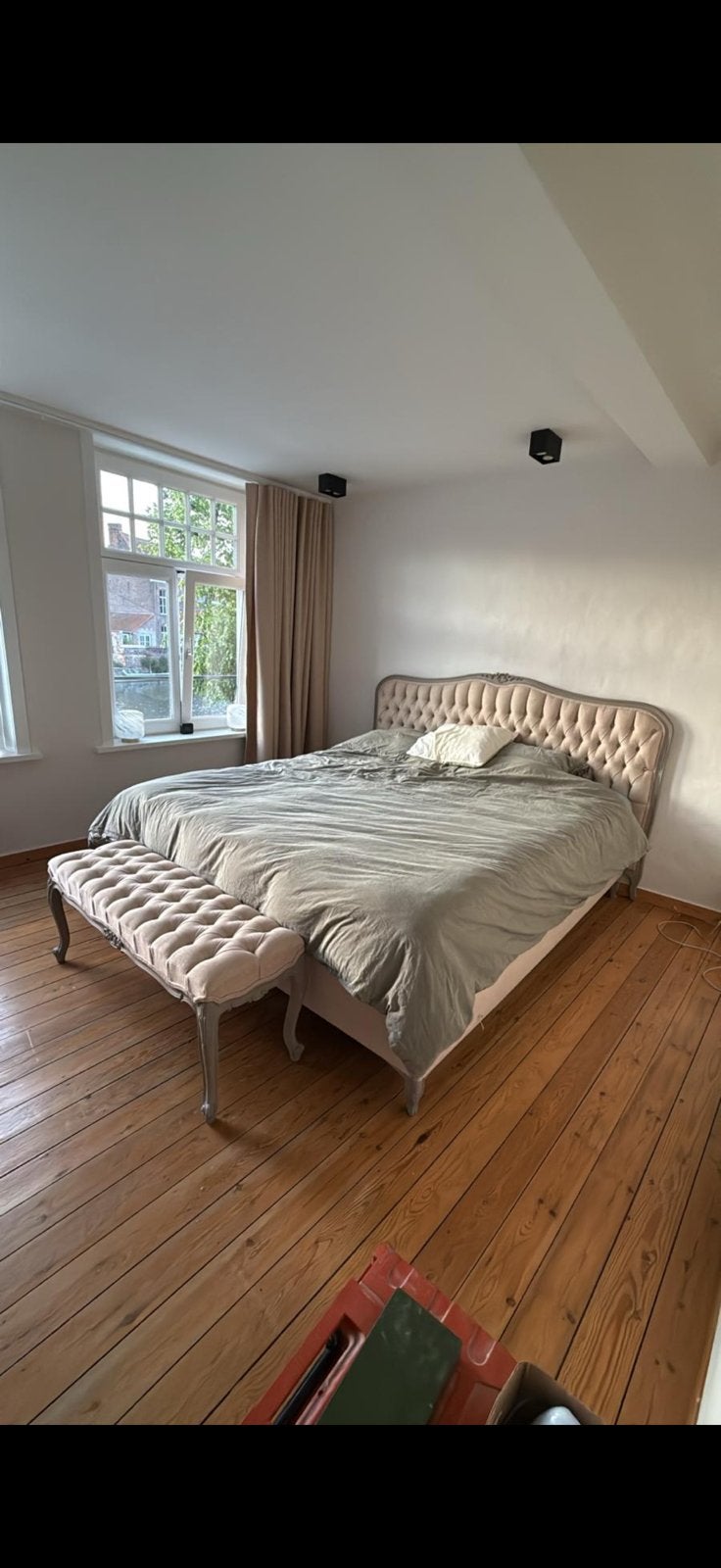 Bed, Ophalen