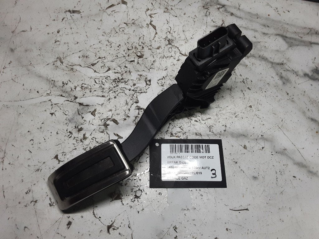 GASPEDAAL Volkswagen Passat Variant (3G5) (5Q1723503H), Gebruikt, Volkswagen, Volkswagen AG, Kundenbetreuung@volkswagen.de