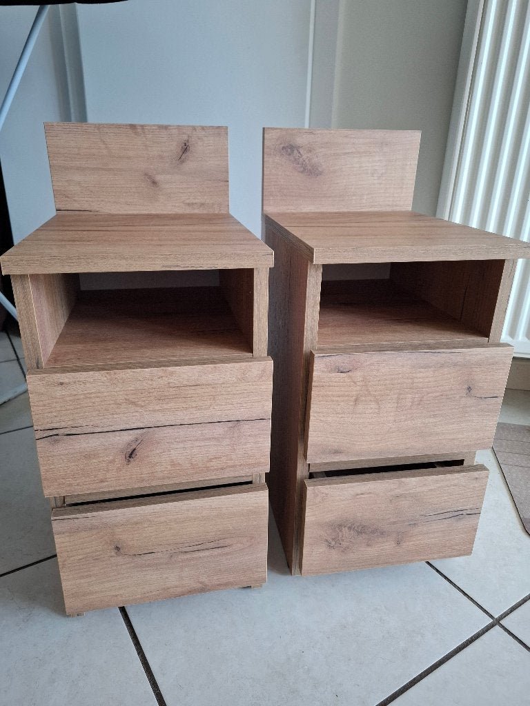 Table de chevet neuves, Maison & Meubles, Neuf, Moins de 45 cm, Enlèvement, 55 à 70 cm
