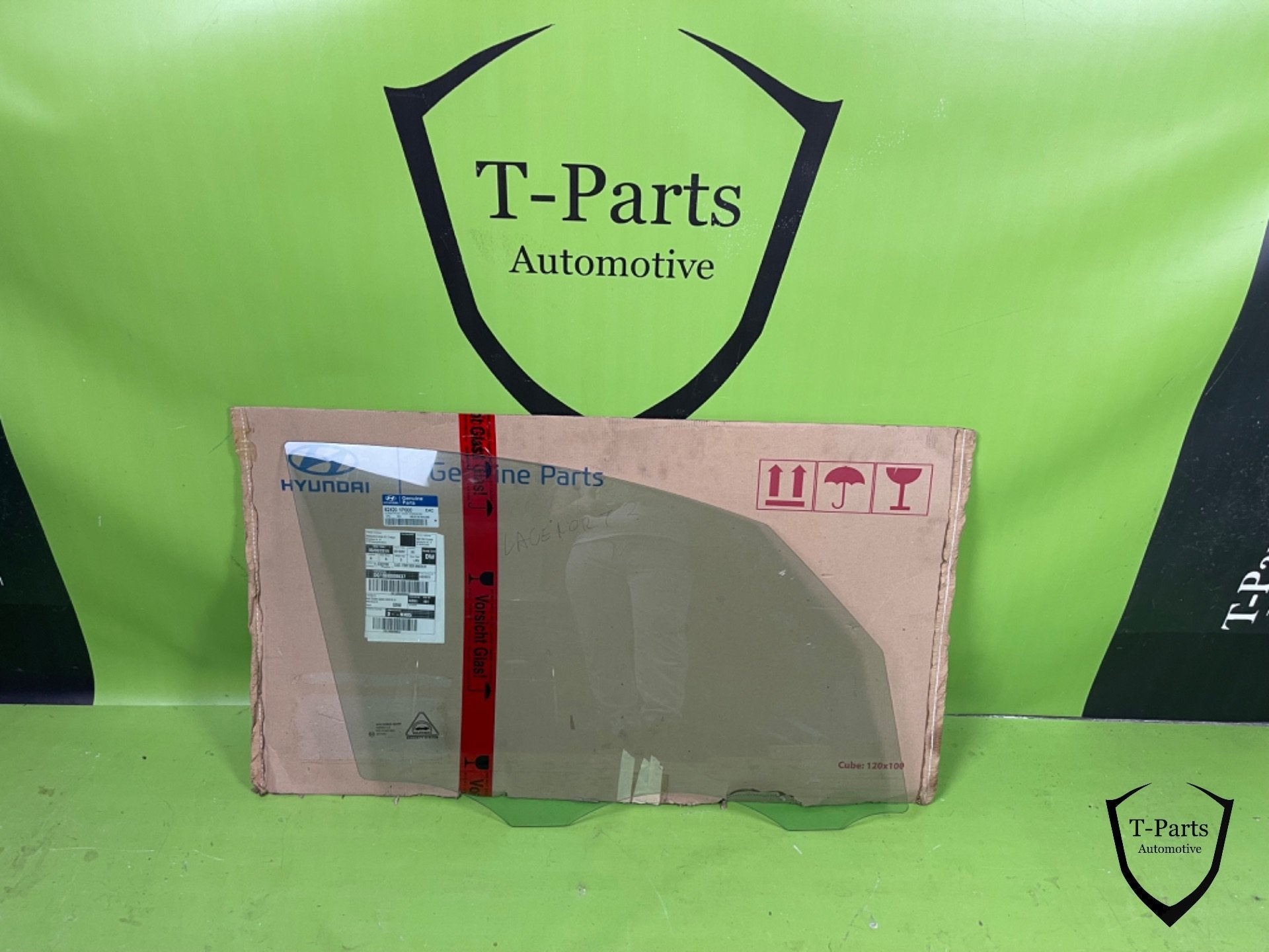 Kia Venga porte avant droite fen tre lat rale fen tre 824201, Info@fabrikant.eu, Utilisé, Fabrikantstraat 1
1000 AA  Amsterdam