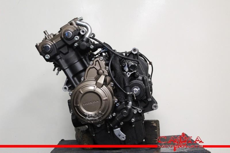BLOC MOTEUR Honda CBR 500 R 2021 (CBR500R) (01-2021/12-2021), Motos, Utilisé
