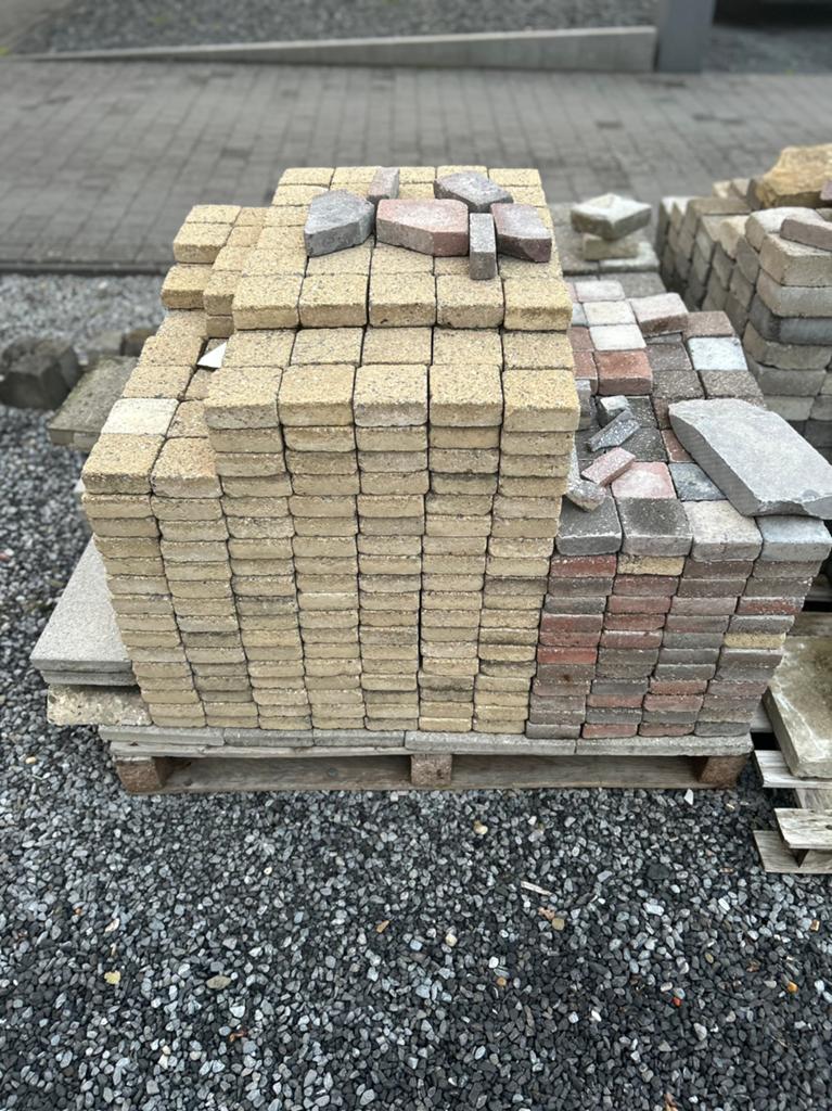 Betonklinkers en -tegels, Tuin en Terras, Tegels en Klinkers, Ophalen, Gebruikt, Beton, Klinkers
