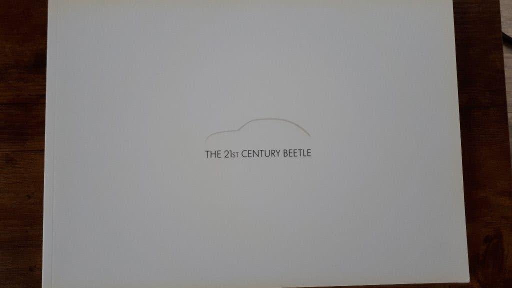 V.W. - THE 21st CENTURY BEETLE     Februar 2012, Boeken, Ophalen of Verzenden, Nieuw, Volkswagen