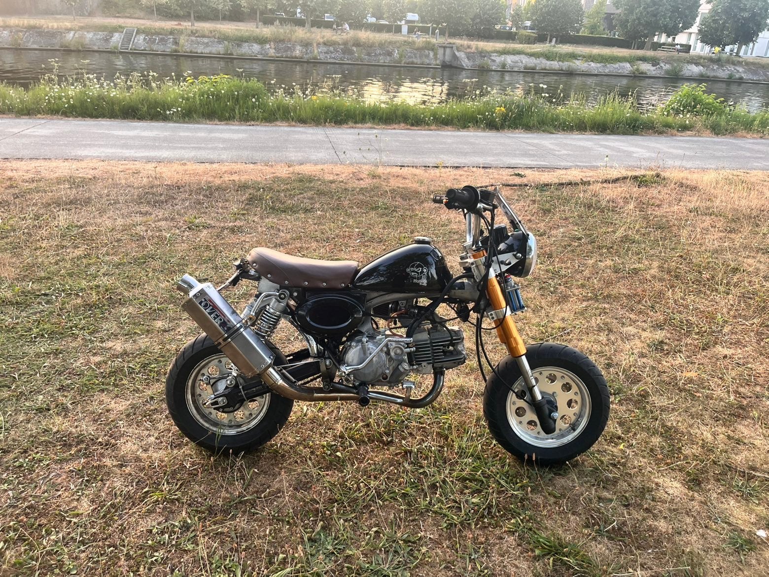 Moto Monkey 150 anima, Vélos & Vélomoteurs, 4 vitesses, Comme neuf, 150 cm³, Enlèvement