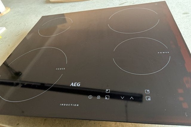AEG inductiekookplaat – 4 zones – TouchControl, Elektronische apparatuur, Ophalen, 4 kookzones, Zo goed als nieuw, Inbouw
