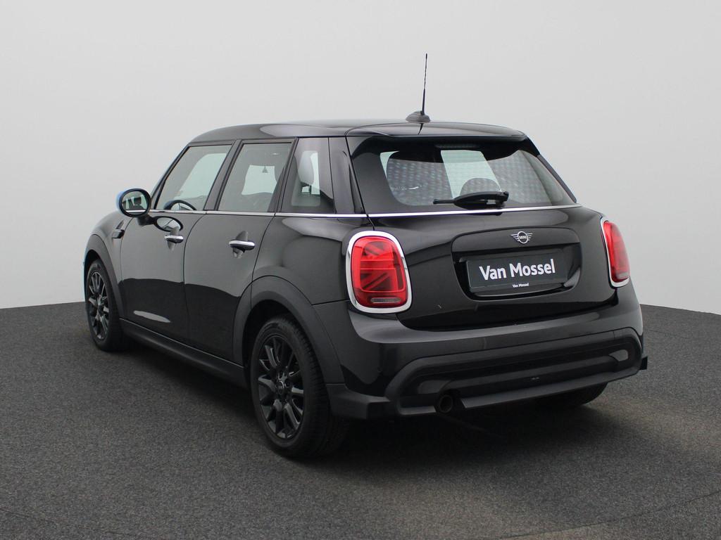 Mini Mini 5 door One NAVI | LED | ECC | PDC, Voorwielaandrijving, 75 kW, Stof, Zwart