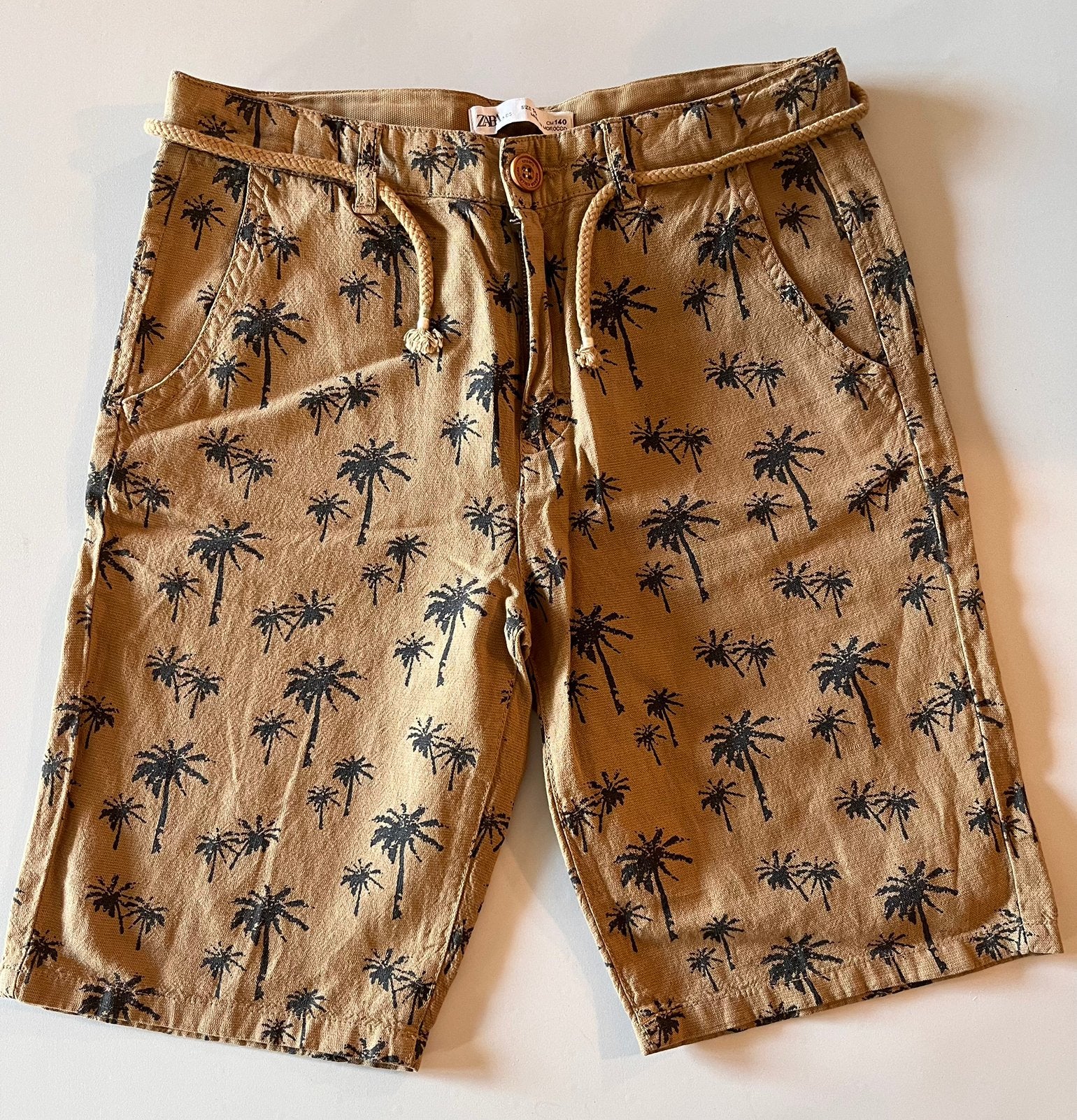 nieuwstaat short ZARA maat 140, 10 jaar, Ophalen, Zo goed als nieuw, Jongen, Broek