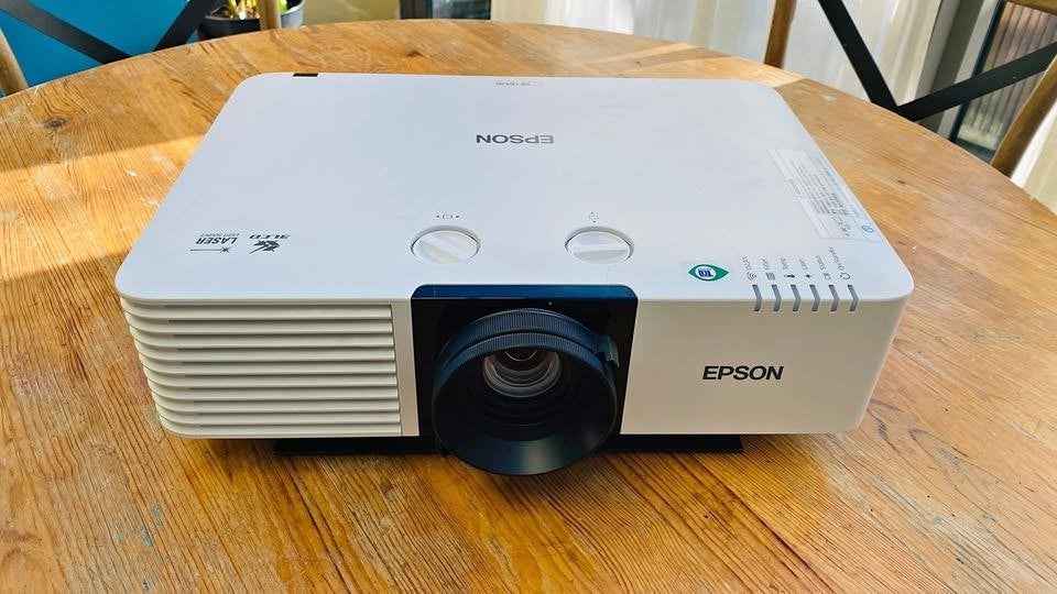 Projecteur Epson EB-L630U - 6200 Lumen, TV, Hi-fi & Vidéo, Enlèvement, Comme neuf, Full HD (1080), Epson