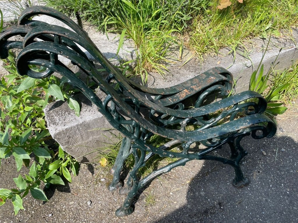 pieds en fonte, Enlèvement, Utilisé