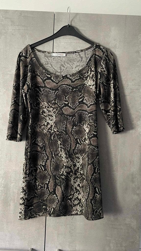 JURKJE. Nieuwe korte broek QUINZE HEURES PARS TRENTE bruin M, Kleding | Dames, Bruin, Nieuw, Ophalen of Verzenden, Quinze heures pars trente