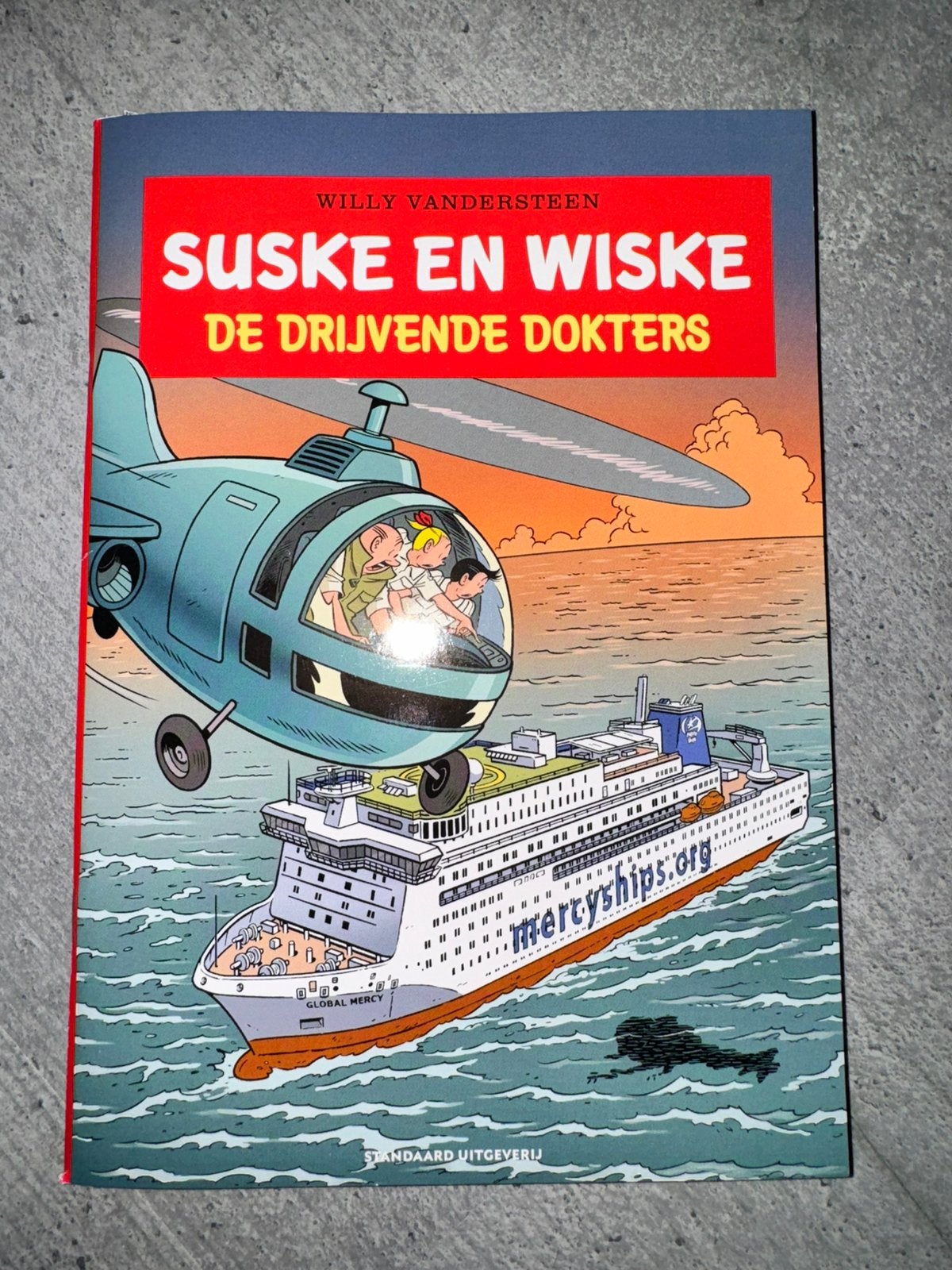 Suske & Wiske - De drijvende dokters, Ophalen, Nieuw