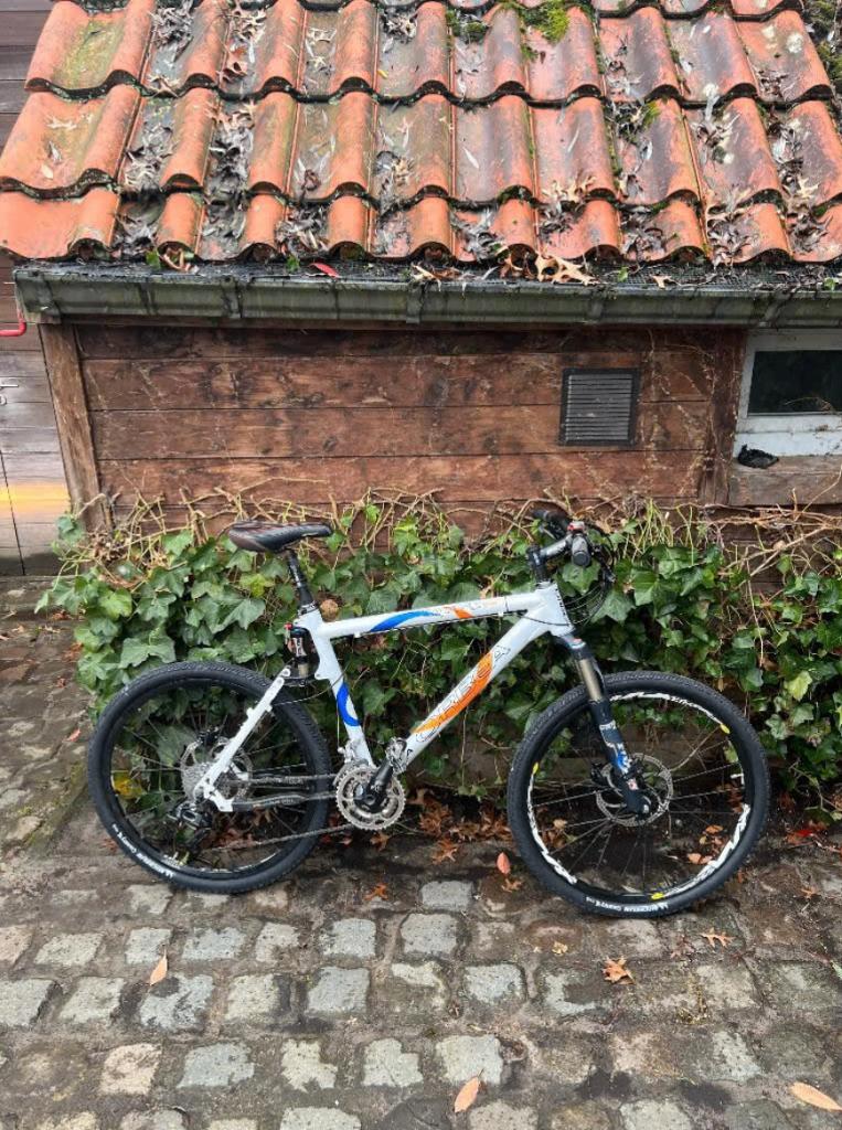VTT Orbea Oiz Team - Tout-suspendu - Super état, VTT tout suspendu, Enlèvement, Comme neuf, Autres marques