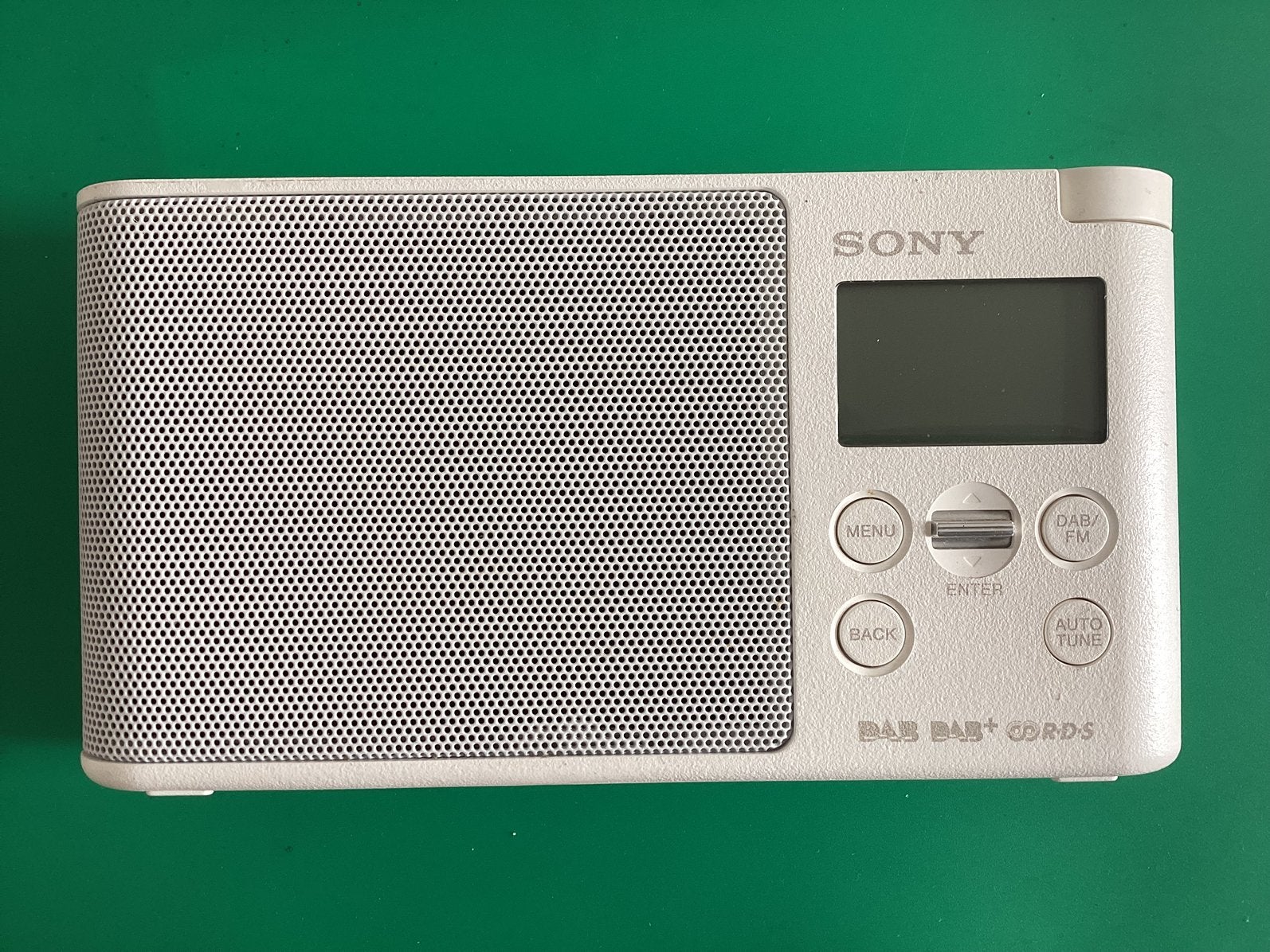 Draagbare radio van Sony, Ophalen, Zo goed als nieuw, Radio