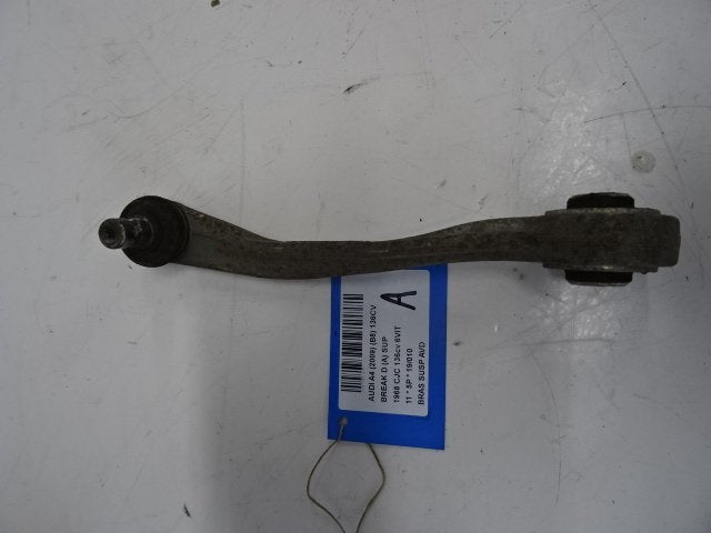 BRAS DE SUSPENSION AVANT DROIT (TRIANGLE) A4 Avant (B8), Auto-Union-Straße  1,
85057  Ingolstadt, DE, Info@audi.de, Audi, Utilisé