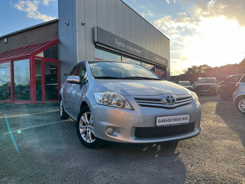 Toyota Auris Topline + waarborg, Auto's, Toyota, Voorwielaandrijving, Euro 5, Stof, 4 cilinders