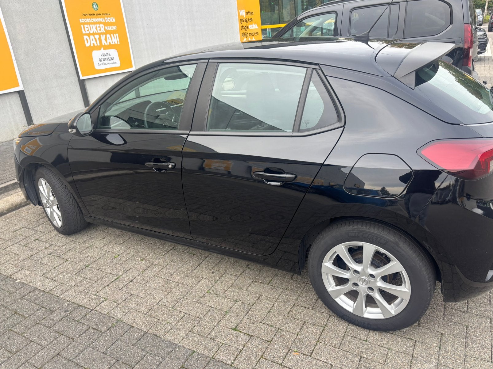 Opel corsa 2021 met schade, Auto's, Zwart, Handgeschakeld, 5 deurs, Particulier