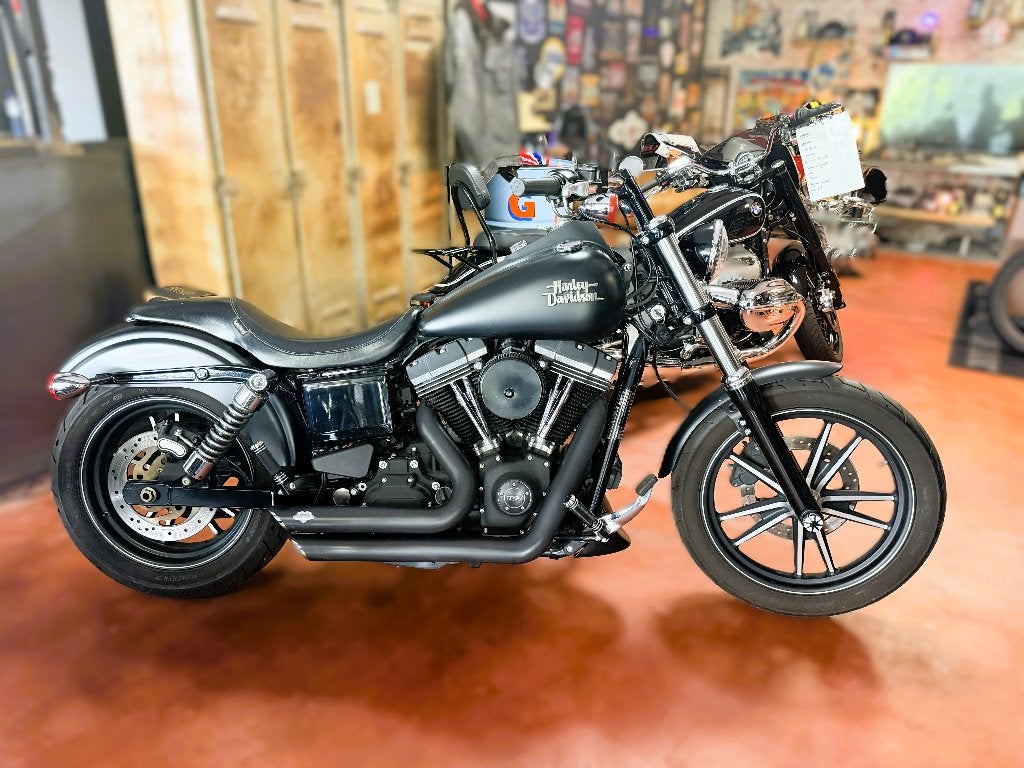 Streetbob Special 1690cm³ abs 2016 bar 1,2,3 jaar jhb, 2 cilinders, 1690 cc, Nieuw, Bedrijf