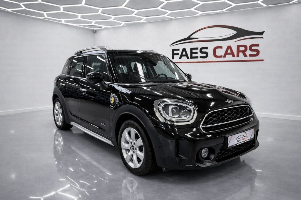 mini cooper countryman phev, Auto's, Mini, Automaat, https://public.car-pass.be/vhr/7020b23d-5a58-41d4-9e0e-ddeb50156c81, Stof