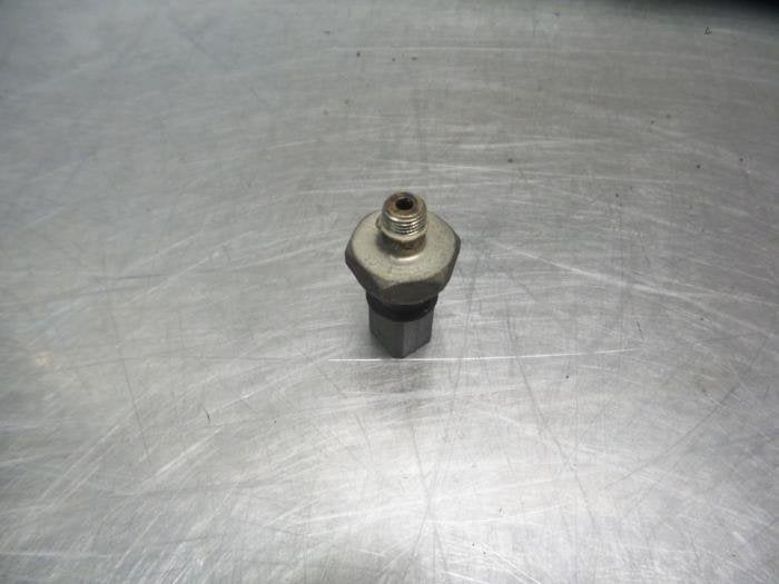 Capteur de niveau d'huile d'un Nissan Micra (Micra 03-), -, 3 mois de garantie, Utilisé, -