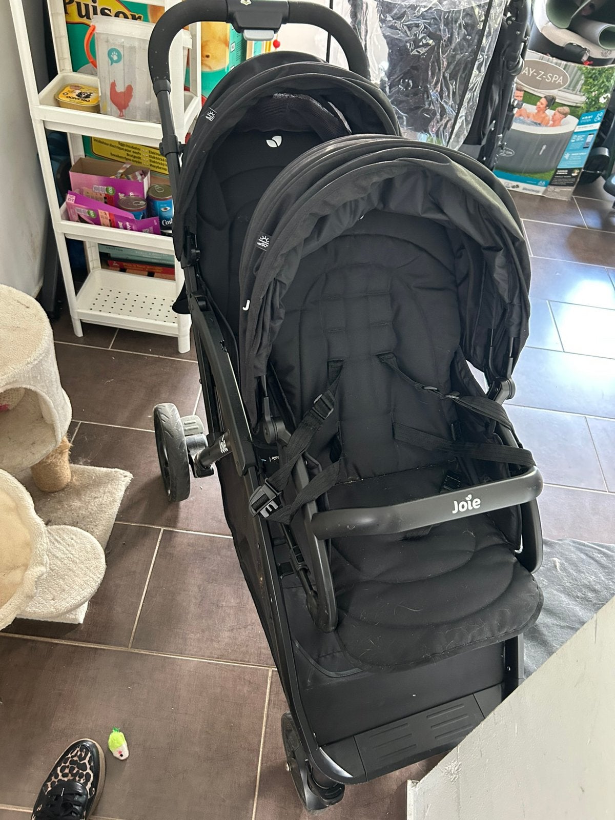 Dubbele buggy, Kinderen en Baby's, Kinderwagens en Combinaties, Ophalen, Zo goed als nieuw
