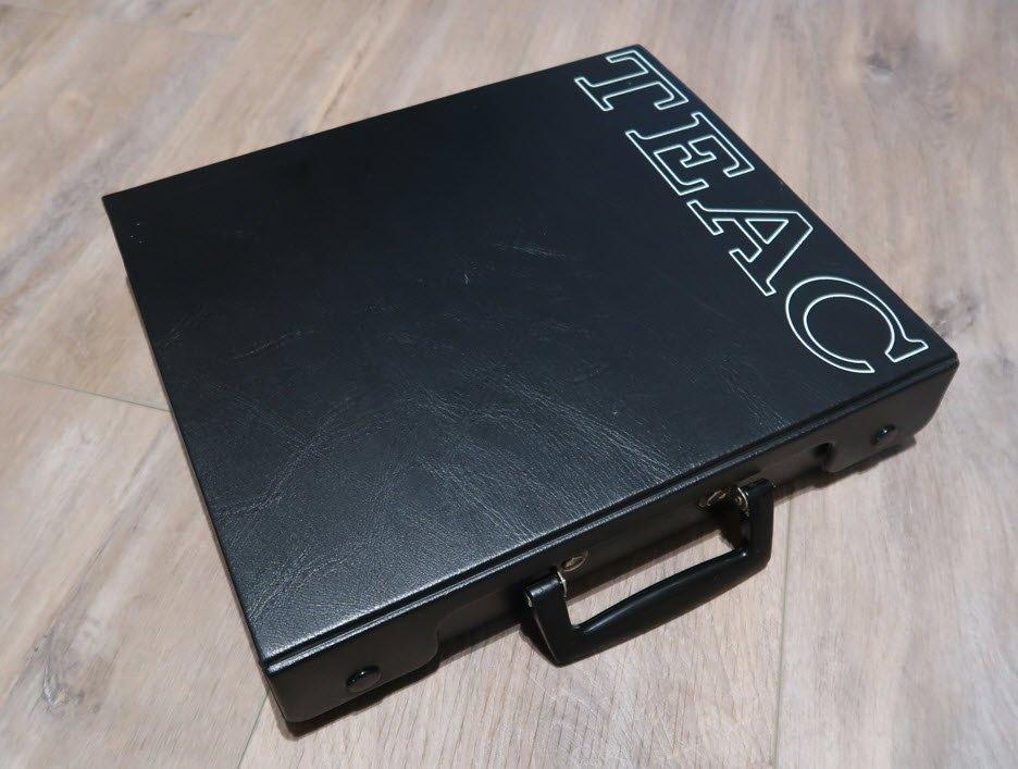 Teac Tape cleaning Lege box, Enlèvement ou Envoi