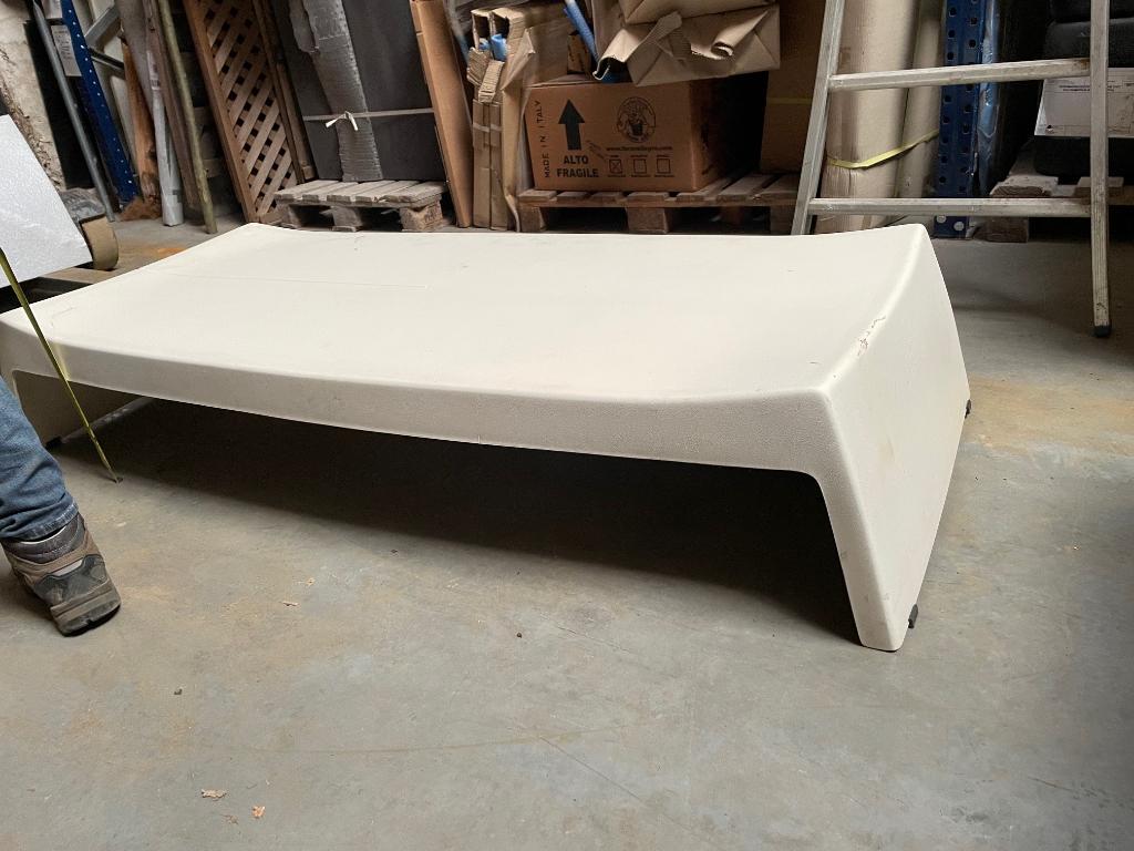 tuin tafel polyester 140x80x40h, Ophalen of Verzenden, Zo goed als nieuw, Kunststof