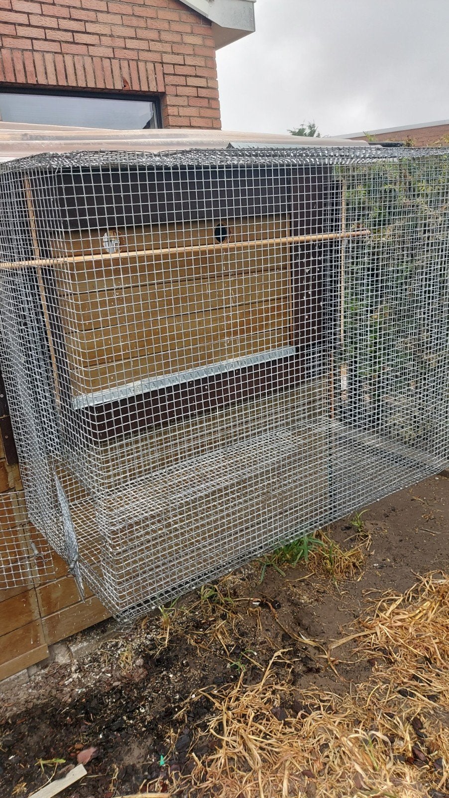 2 buiten vluchten 1m30cm x1mx70cm....50euro stuk, Enlèvement, Utilisé, Métal, Volière