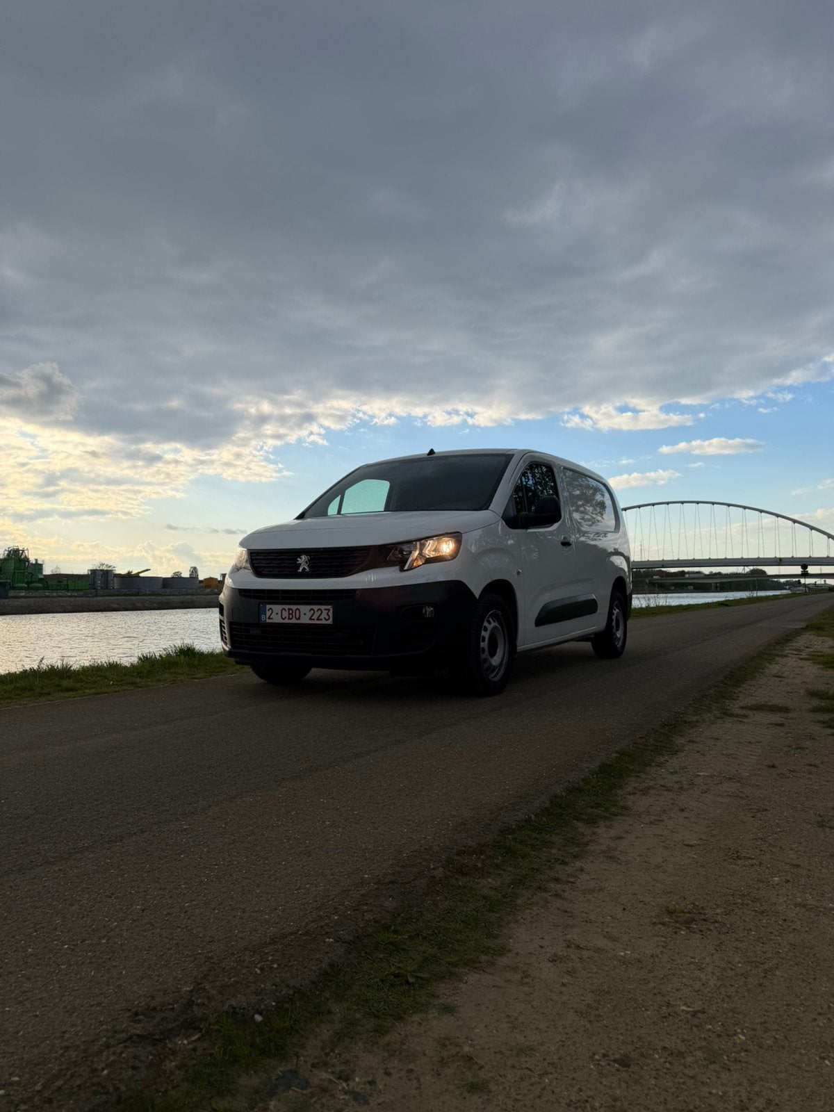 Peugeot Partner L2 Heavy | BTW | Distributie Nieuw | CarPlay, Auto's, Peugeot, Voorwielaandrijving, Stof, Parkeersensor, Wit