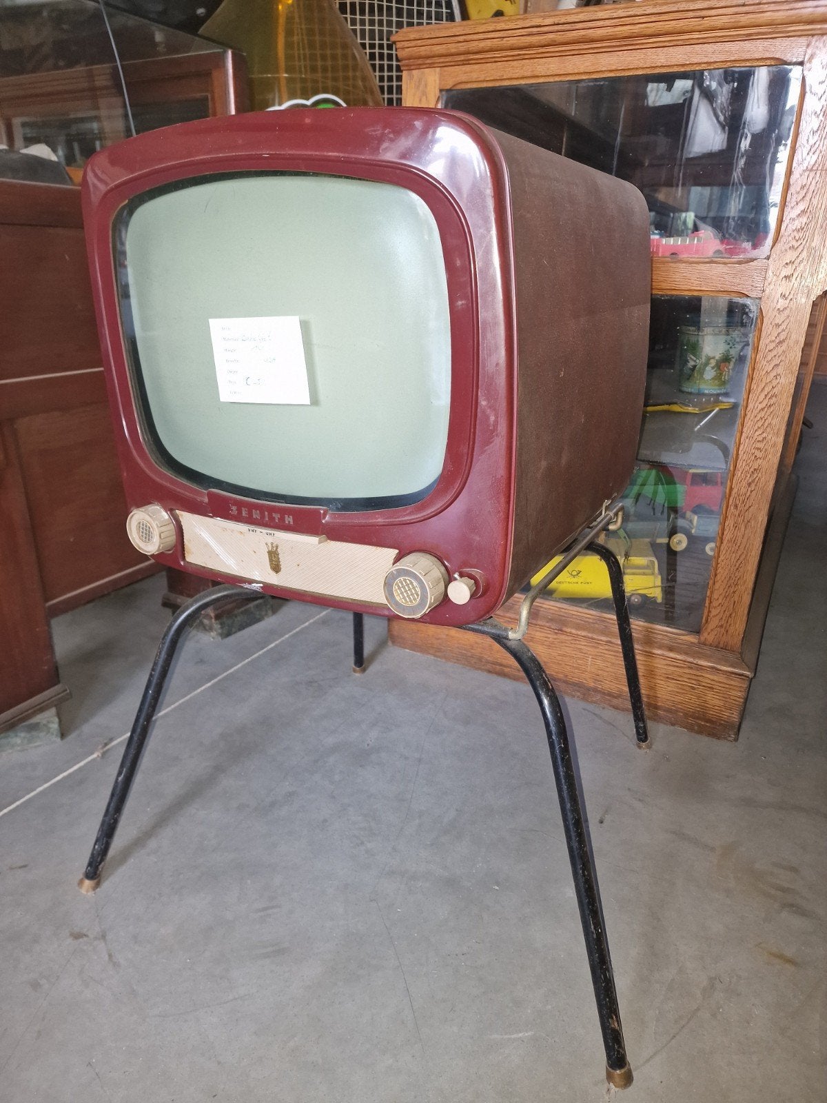 Télévision en bakélite, Antiquités & Art, Enlèvement