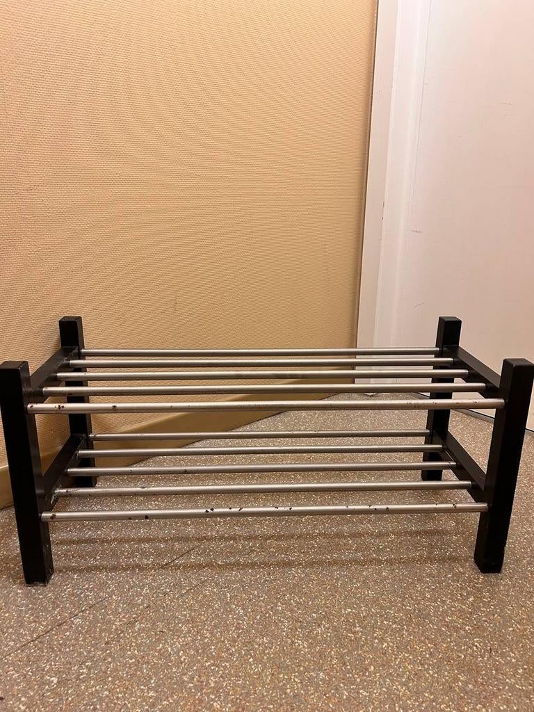 IKEA TJUSIG schoenenrek – zwart – compact & stevig, Ophalen