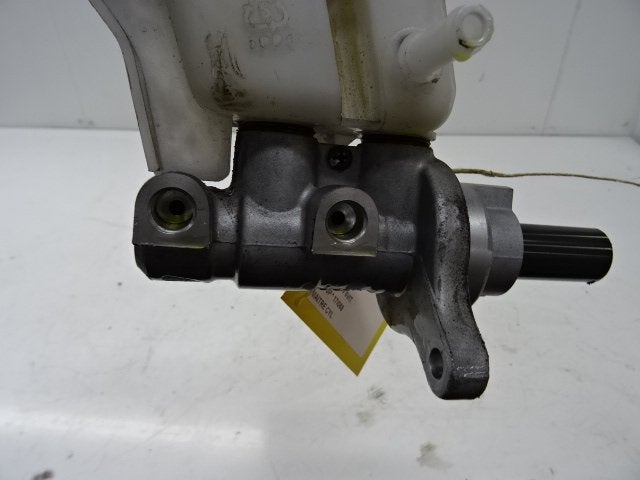 HOOFDREMCILINDER Hyundai iX35 (LM) (01-2009/12-2015), Hyundai Motor Deutschland GmbH, Gebruikt, Kaiserleipromenade 5
63067  Offenbach am Main, DE