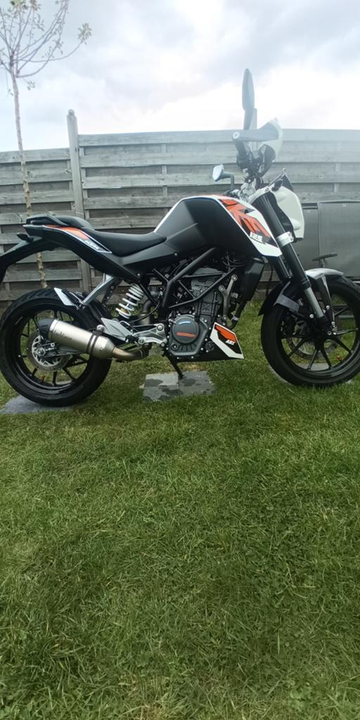 KTM Duke 125 cc, échappement Leovinci., Motos, Particulier