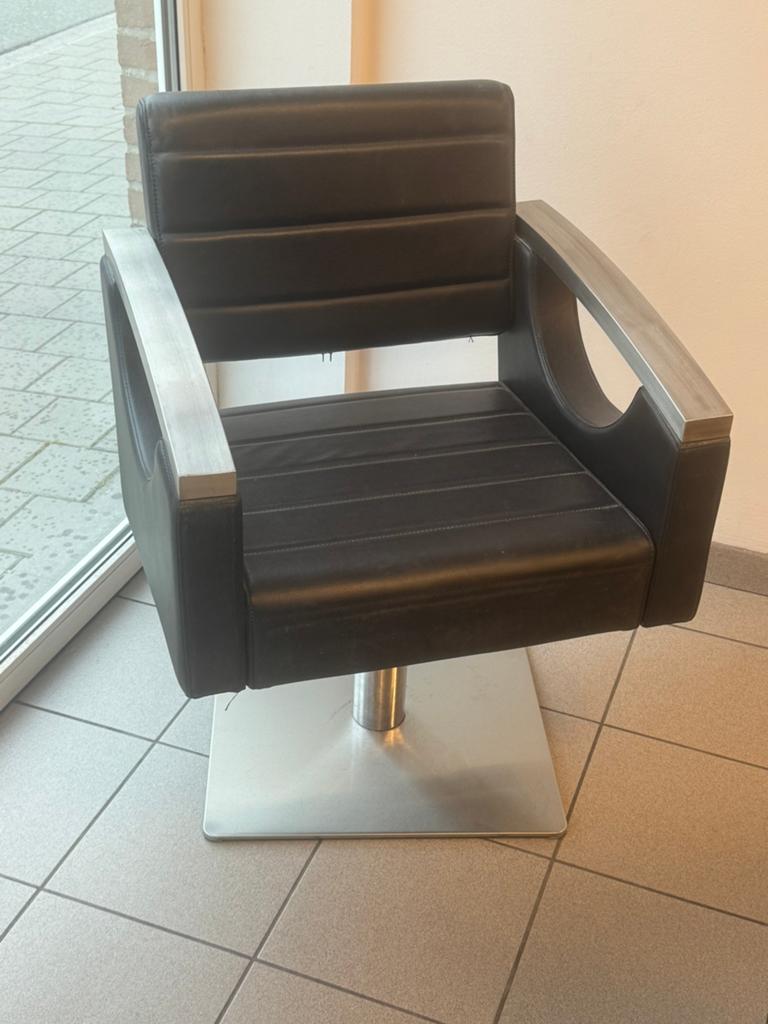 Kappersstoel, Huis en Inrichting, Stoelen, Ophalen, Zo goed als nieuw, Zwart